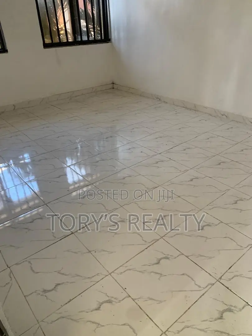 Exquisite 5 Bedroom Semi-Detached Duplex With 2 BQS