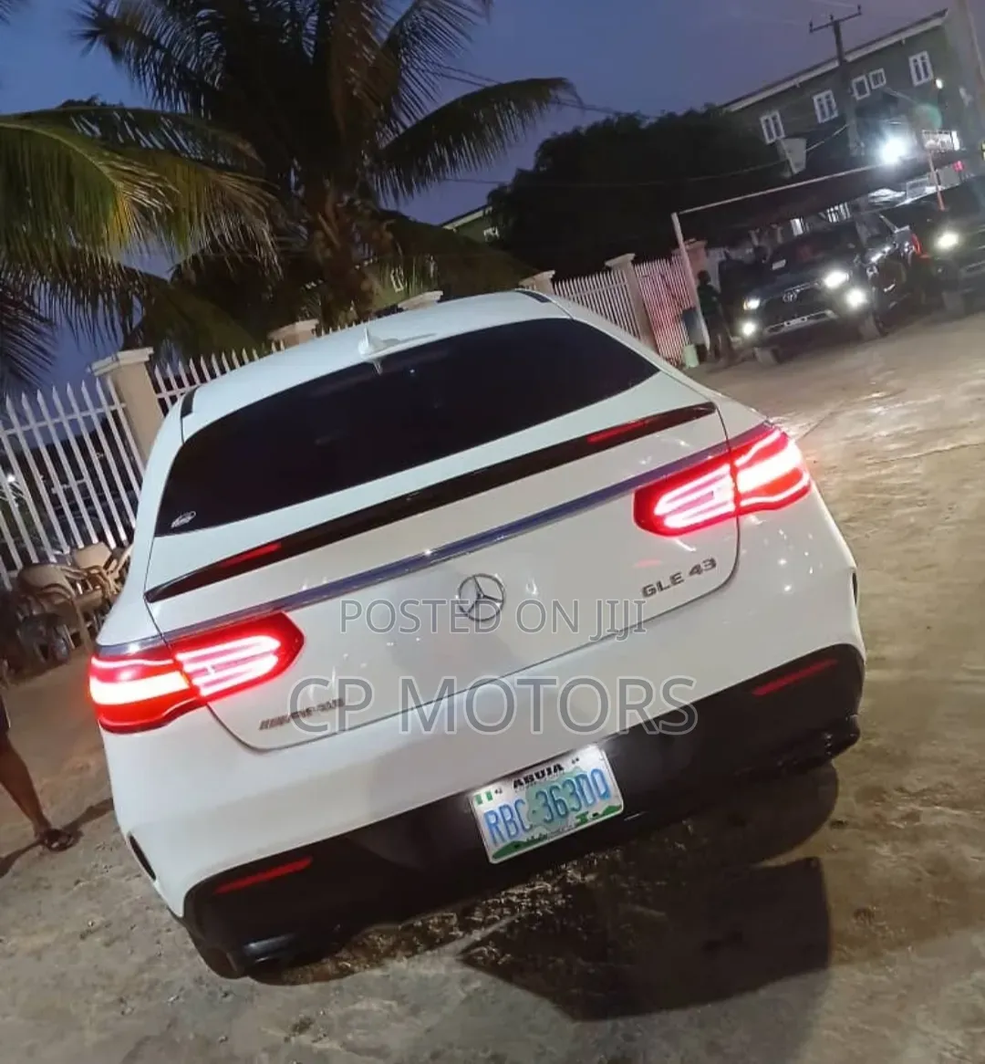 Mercedes-Benz GLE-Class AMG GLE 43 4MATIC 2018 White