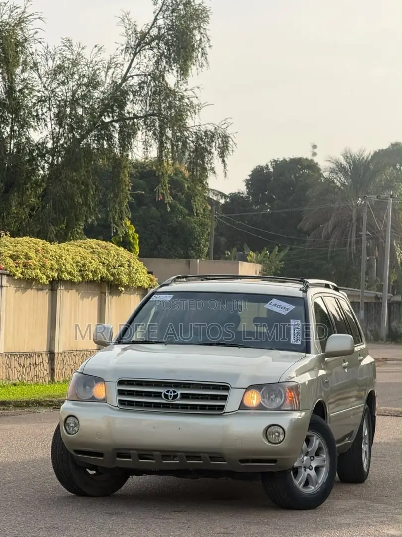 Toyota Highlander 2003 Gold