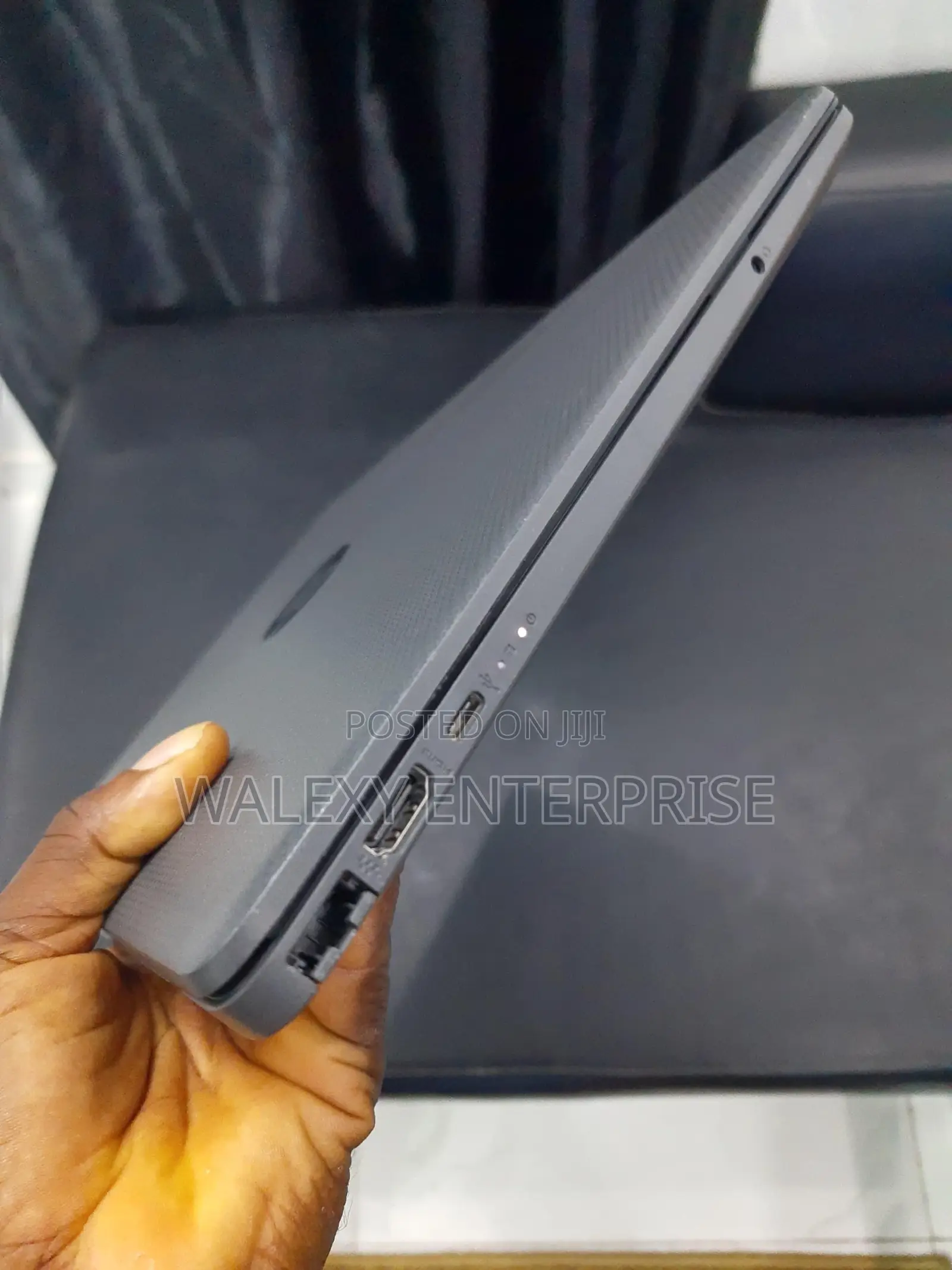 Laptop HP 255 G8 8GB AMD Ryzen 5 SSD 256GB