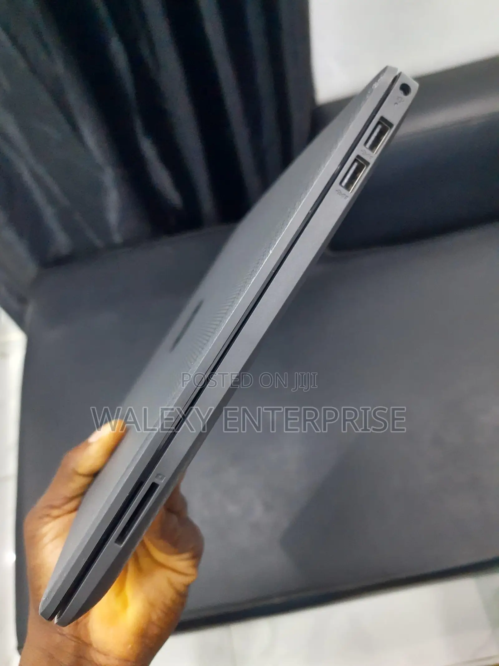 Laptop HP 255 G8 8GB AMD Ryzen 5 SSD 256GB