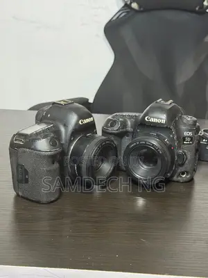 Canon Eos 5d Mark IV Camera With Ef 50mm F1.8 Lens