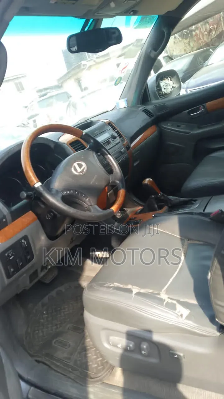 Lexus GX 470 Sport Utility 2005 Gray