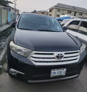 Toyota Highlander 2013 Black
