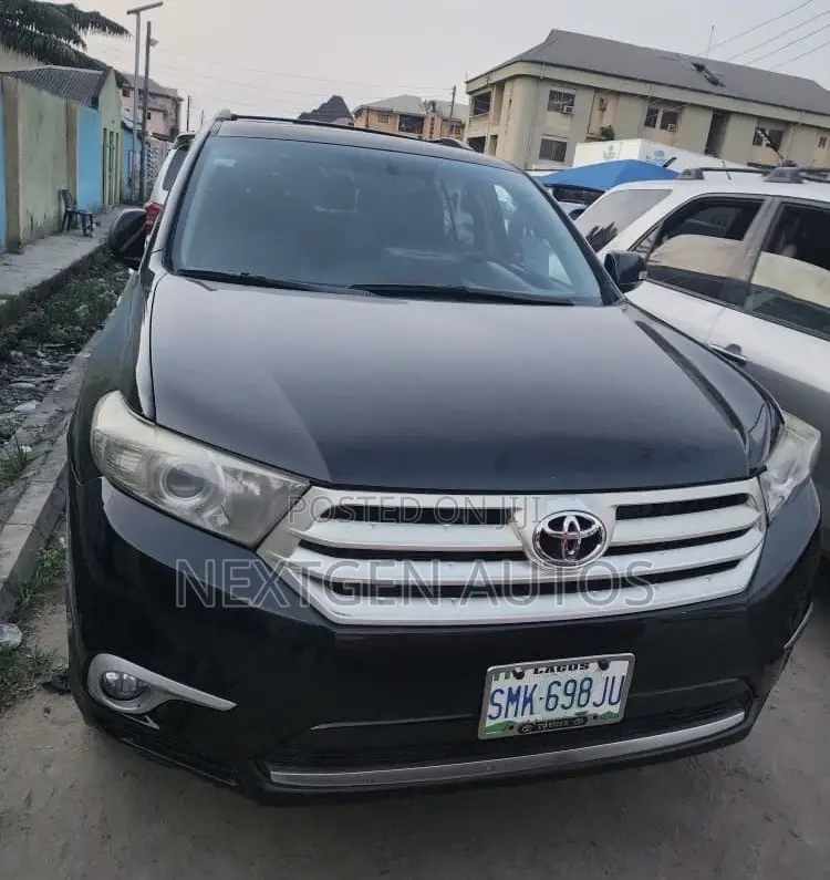 Toyota Highlander 2013 Black