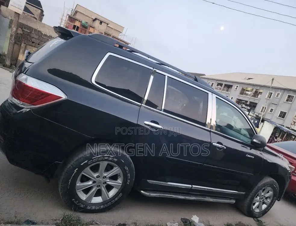 Toyota Highlander 2013 Black