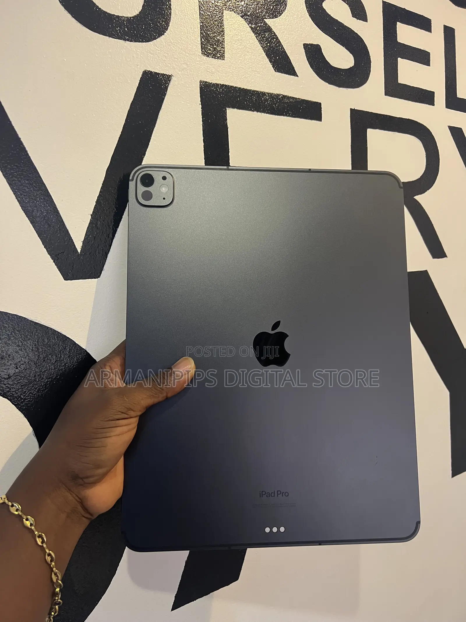 Apple iPad Pro 13 (2024) 1 TB Black