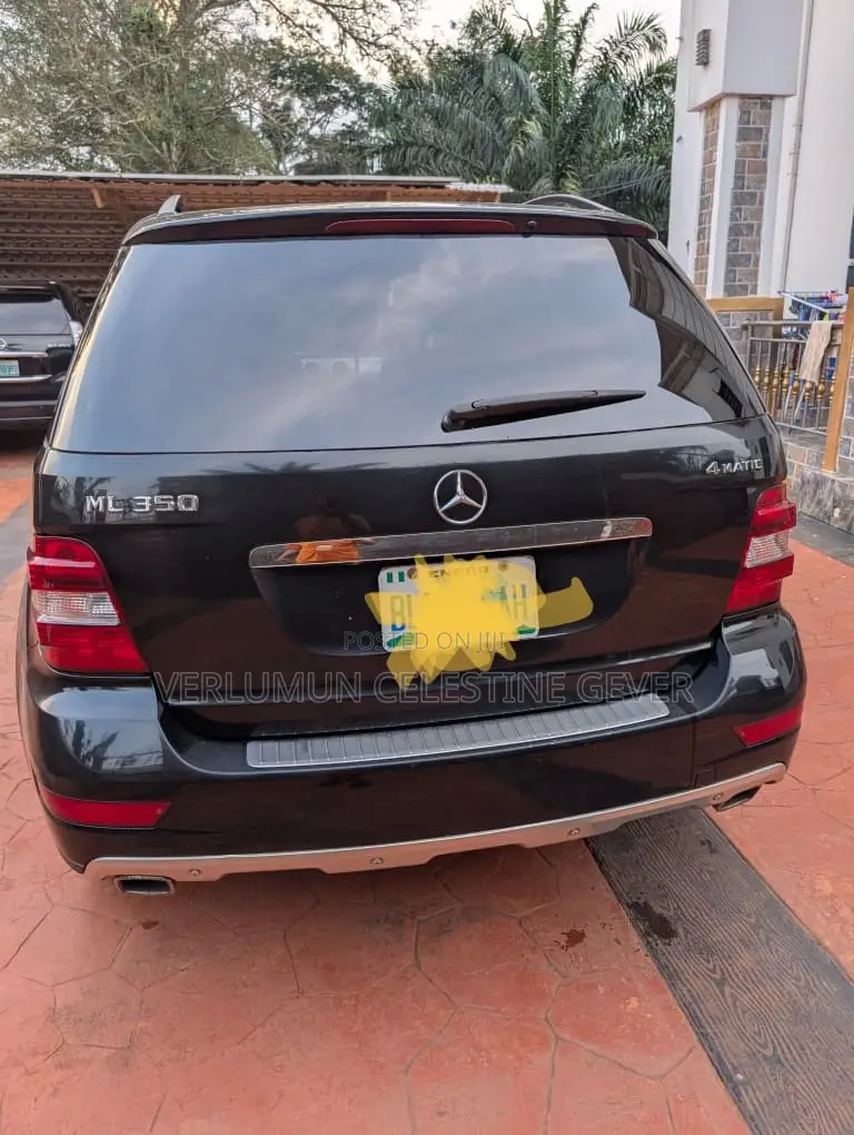 Mercedes-Benz M Class 2011 Black