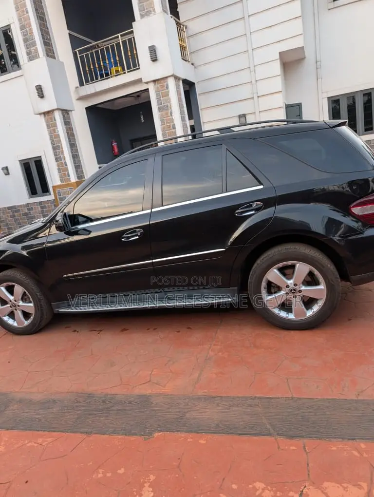 Mercedes-Benz M Class 2011 Black