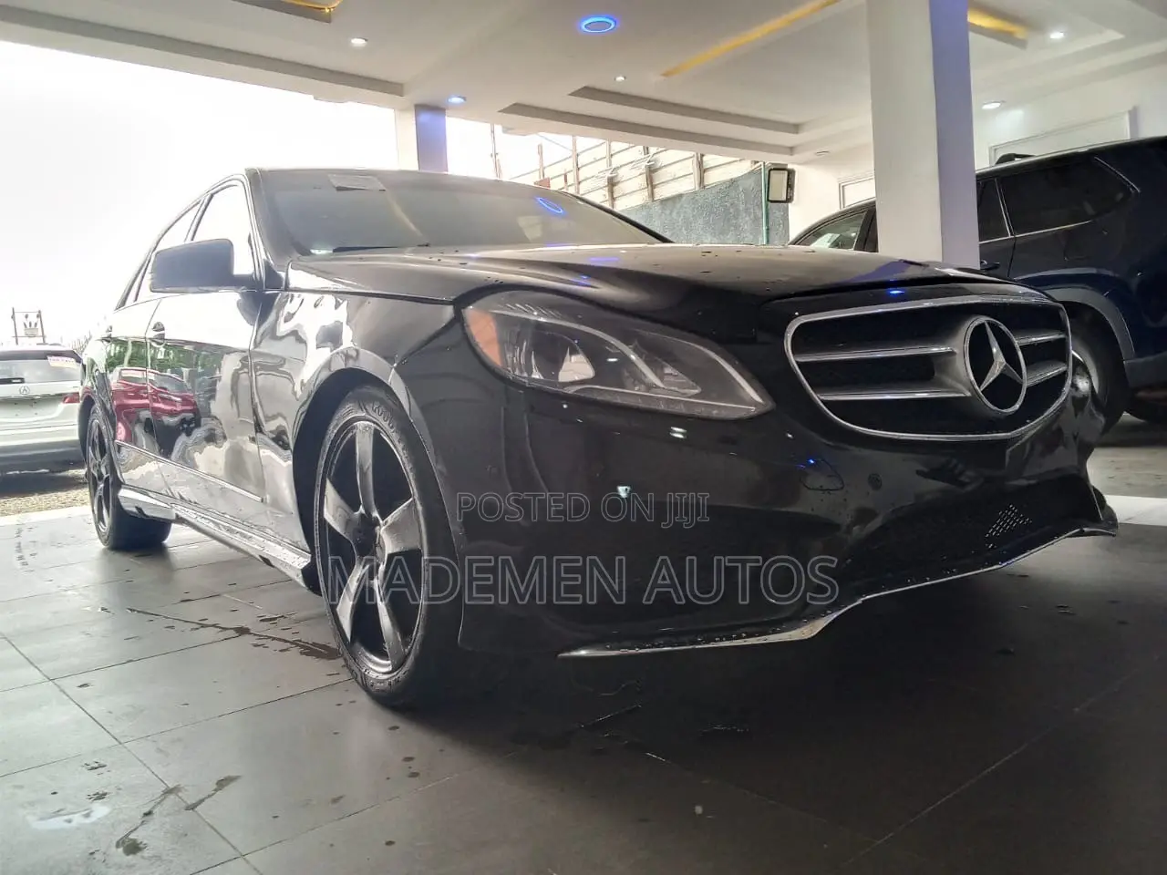 Mercedes-Benz E350 Base 4Matic Sedan AWD (3.5L 6cyl 7A) 2010 Black