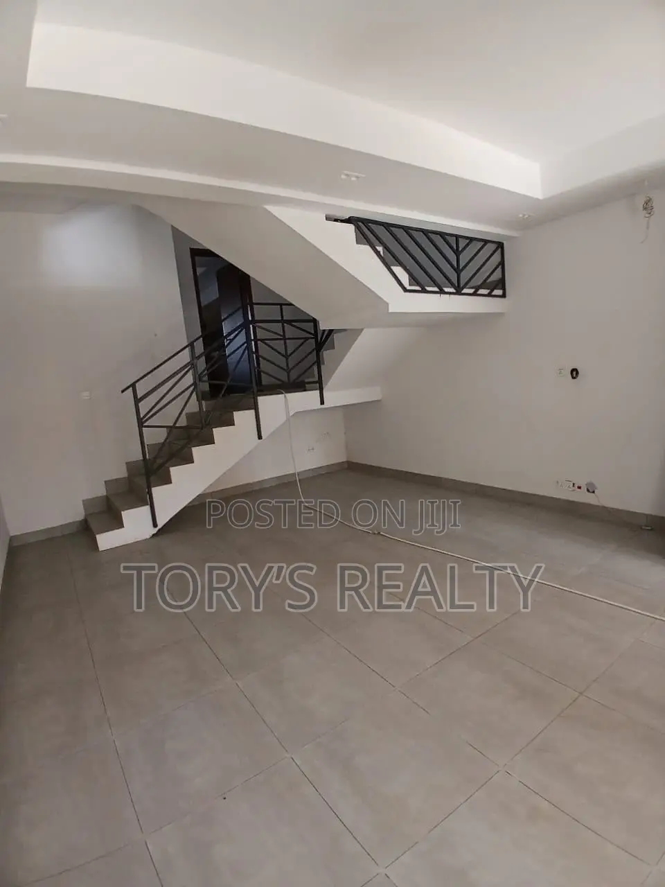 4bdrm Townhouse / Terrace in Victoria Island Extension for rent