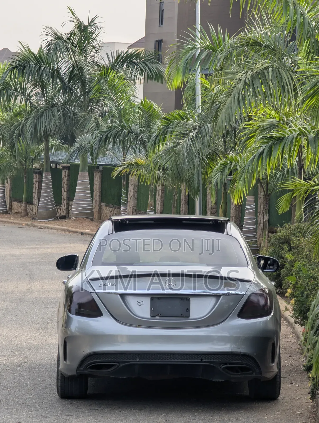 Mercedes-Benz C400 4Matic AWD Sedan (3.0L V6 7A) 2015 Gray