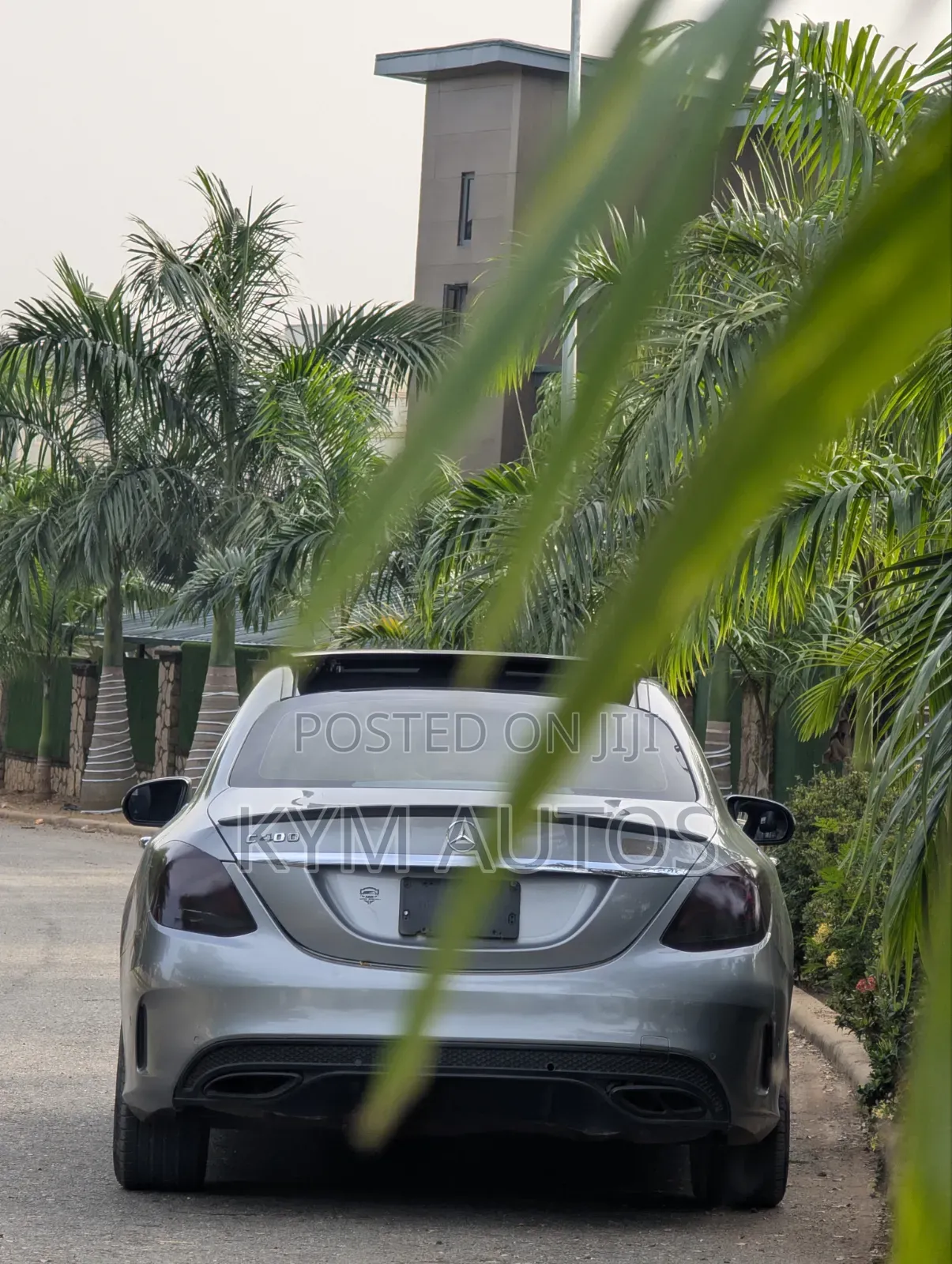 Mercedes-Benz C400 4Matic AWD Sedan (3.0L V6 7A) 2015 Gray