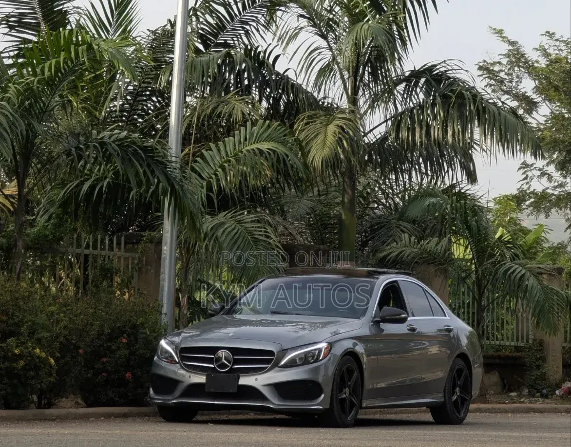 Mercedes-Benz C400 4Matic AWD Sedan (3.0L V6 7A) 2015 Gray