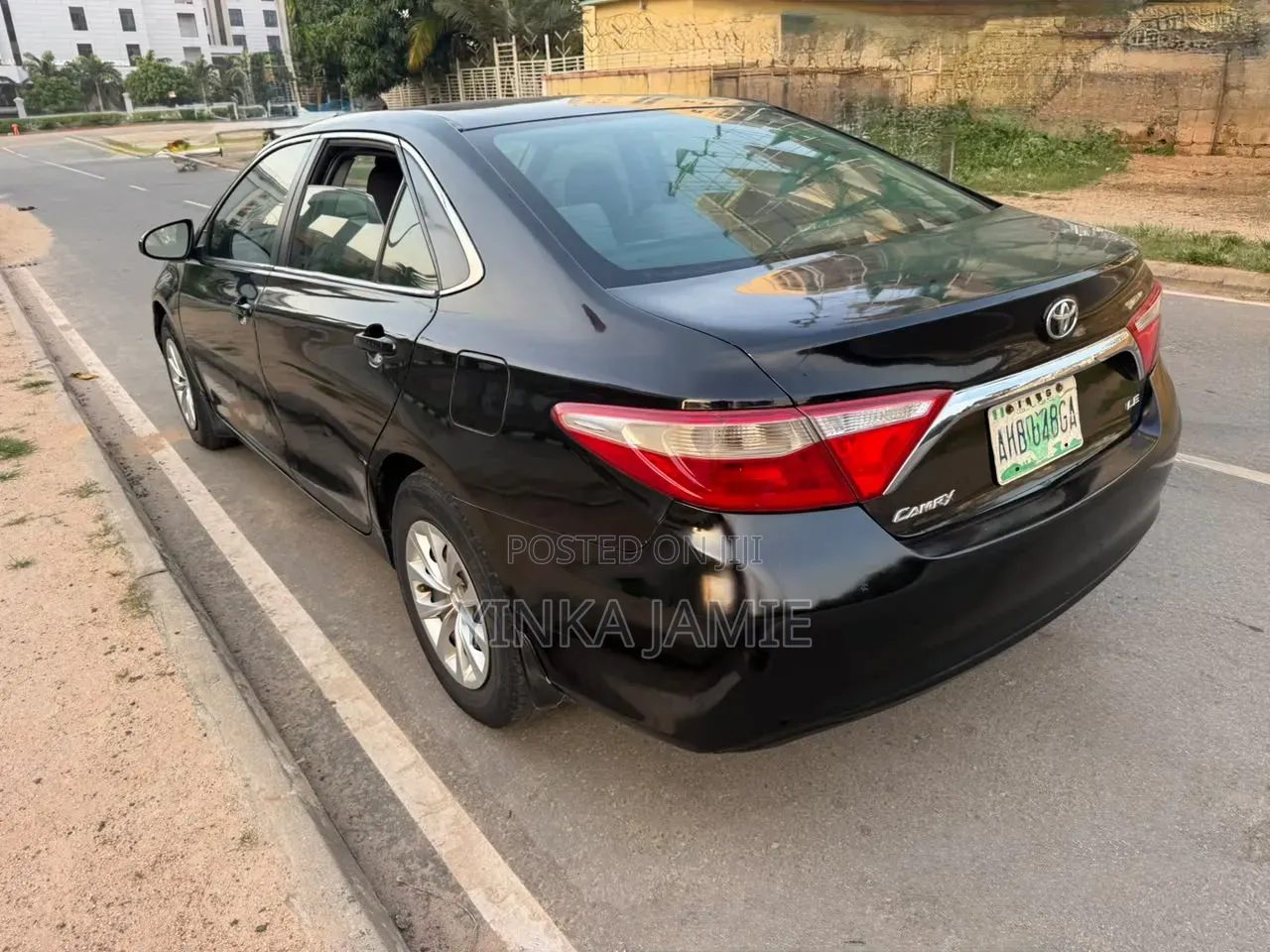 Toyota Camry 2016 Black