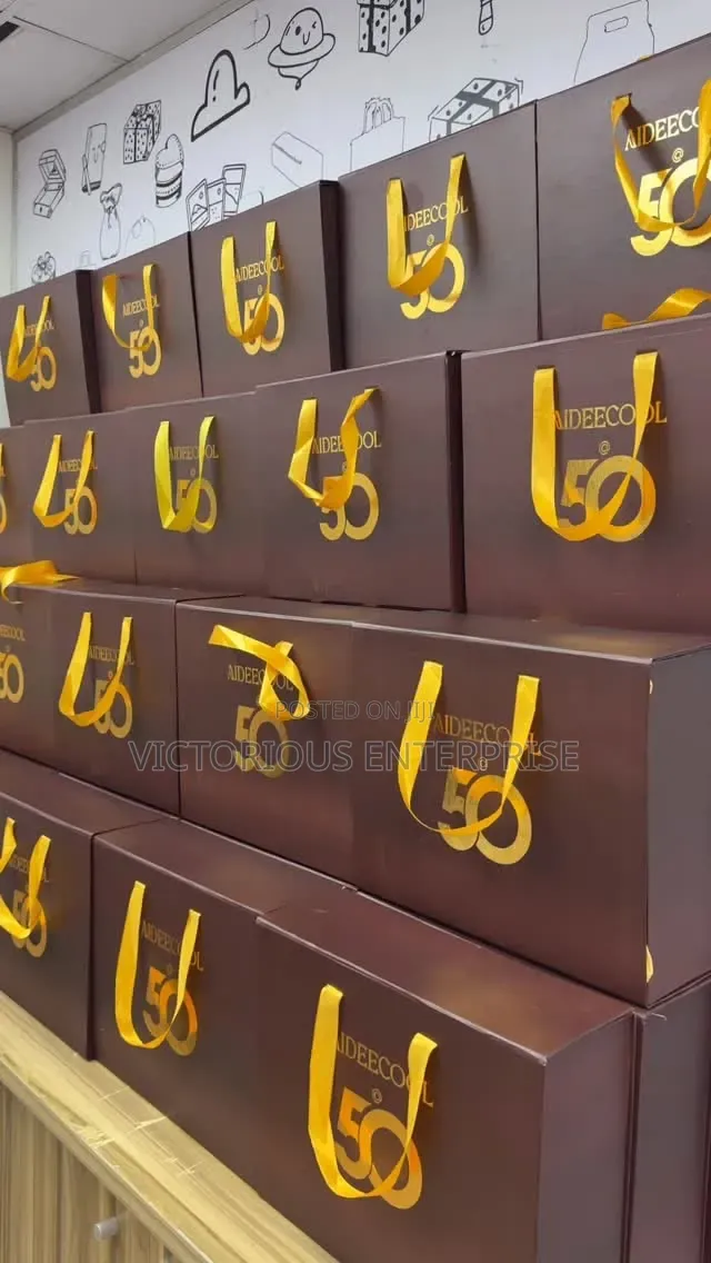 Premium Gift Boxes for Corporate Gifts & Luxury Presents