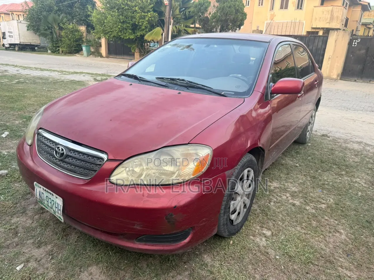 Toyota Corolla LE 2004 Red