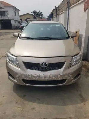 Toyota Corolla 2010 Gold
