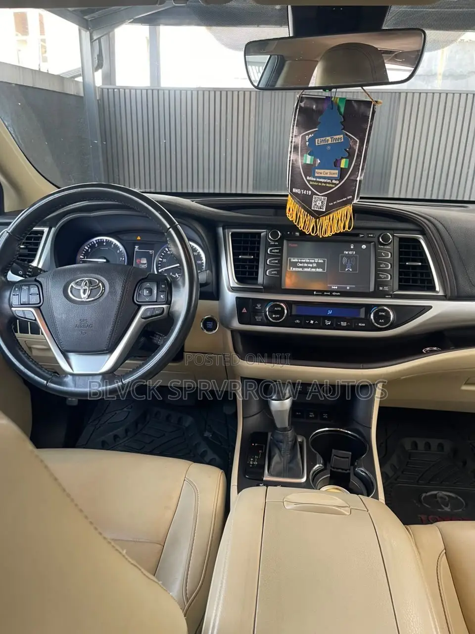Toyota Highlander XLE 4x4 V6 (3.5L 6cyl 8A) 2018 Brown