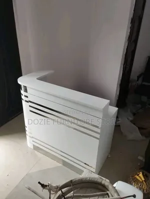 Elegant Office Receptionist Table