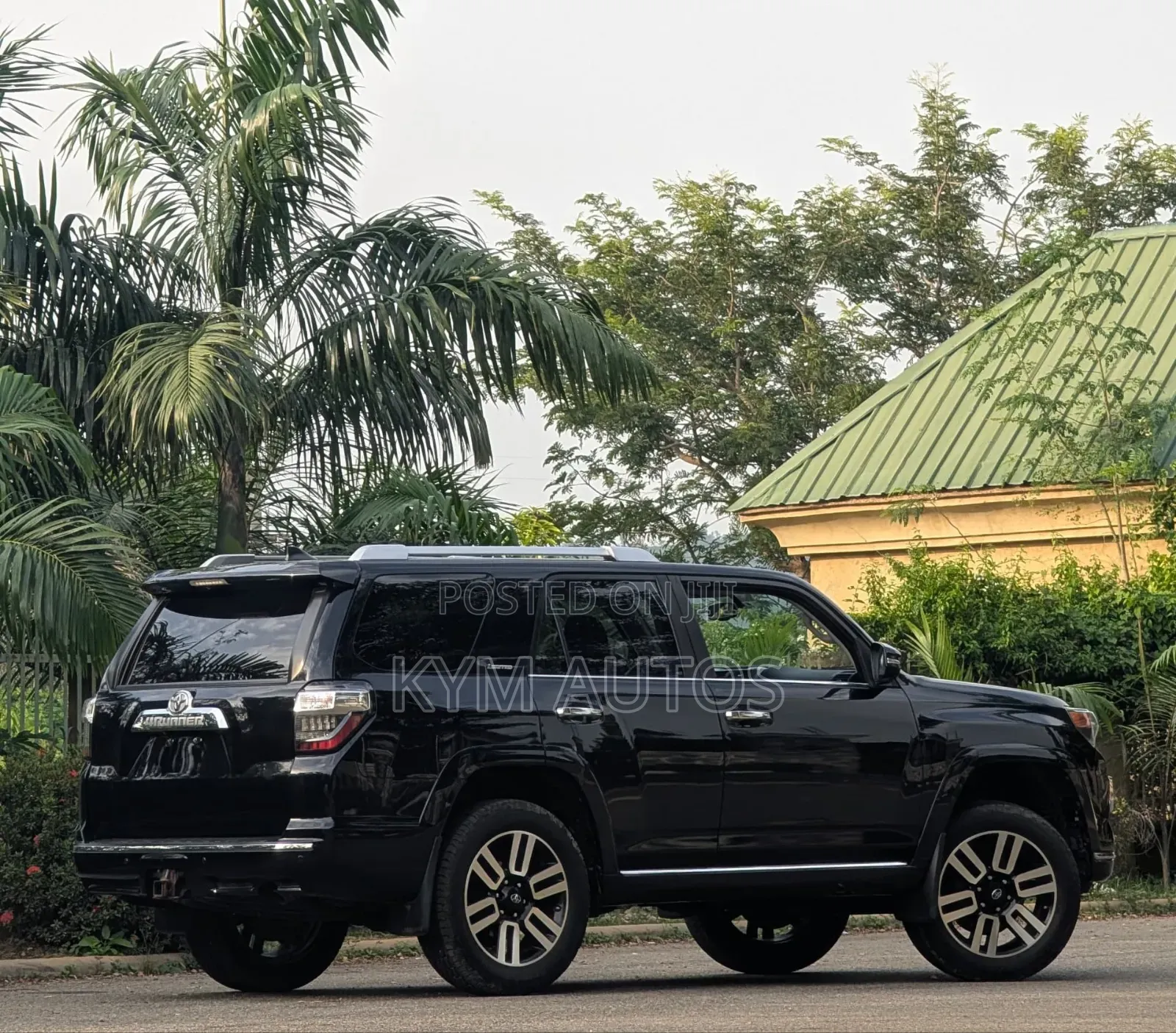 Toyota 4-Runner 2020 Black