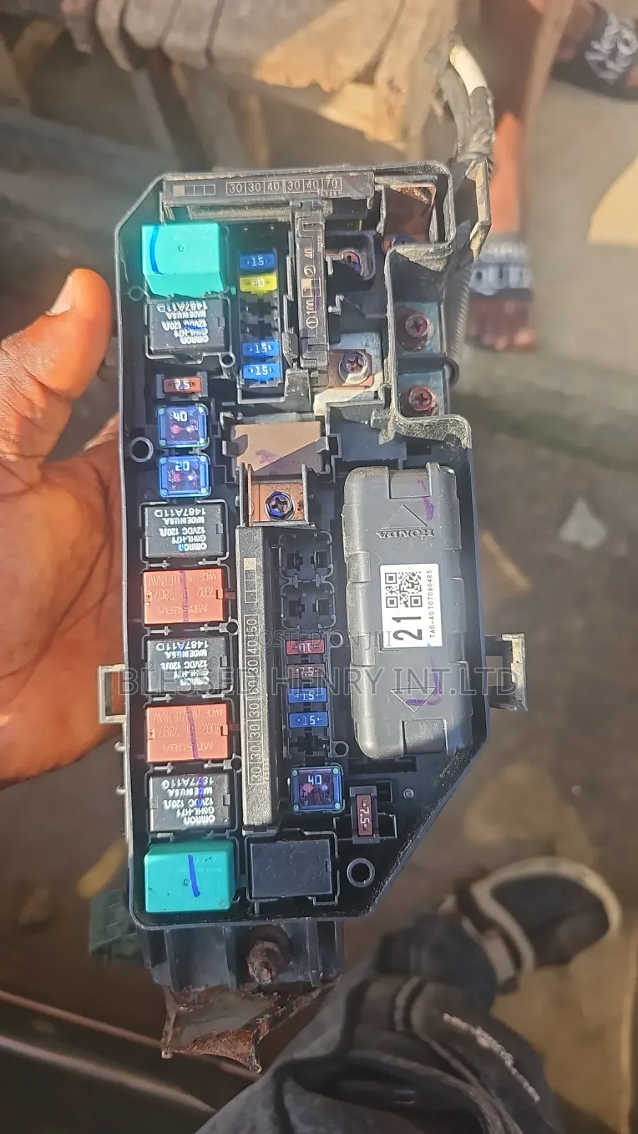 Engine Fuse Box