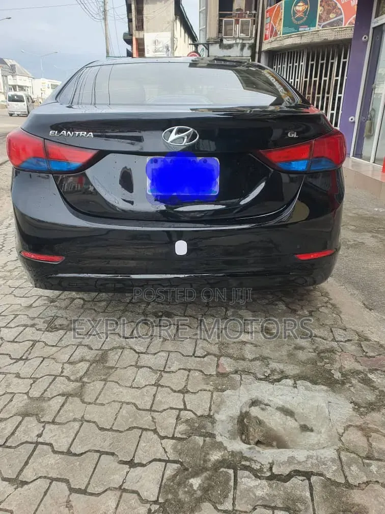 Hyundai Elantra 2015 Black