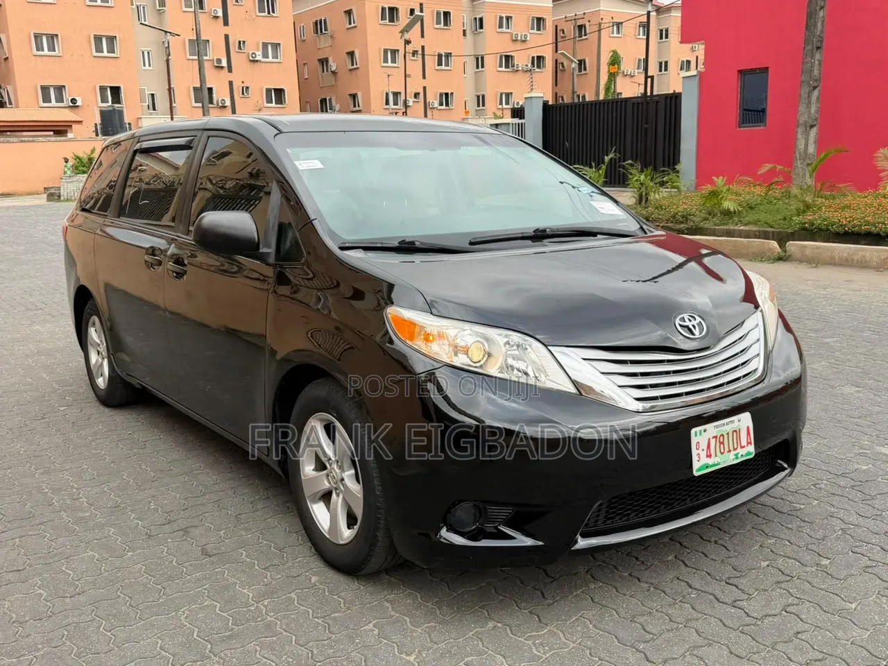 Toyota Sienna Limited 7 Passenger (3.5L 6cyl 6A) 2016 Black