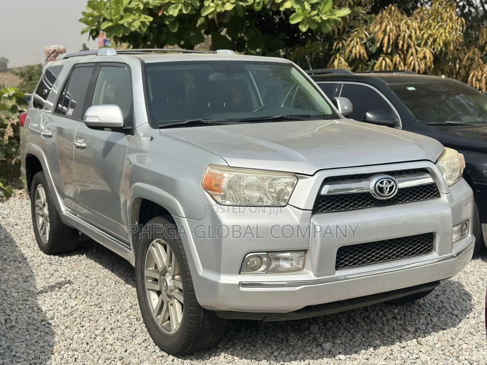 Toyota 4-Runner Limited 4WD 2010 Silver