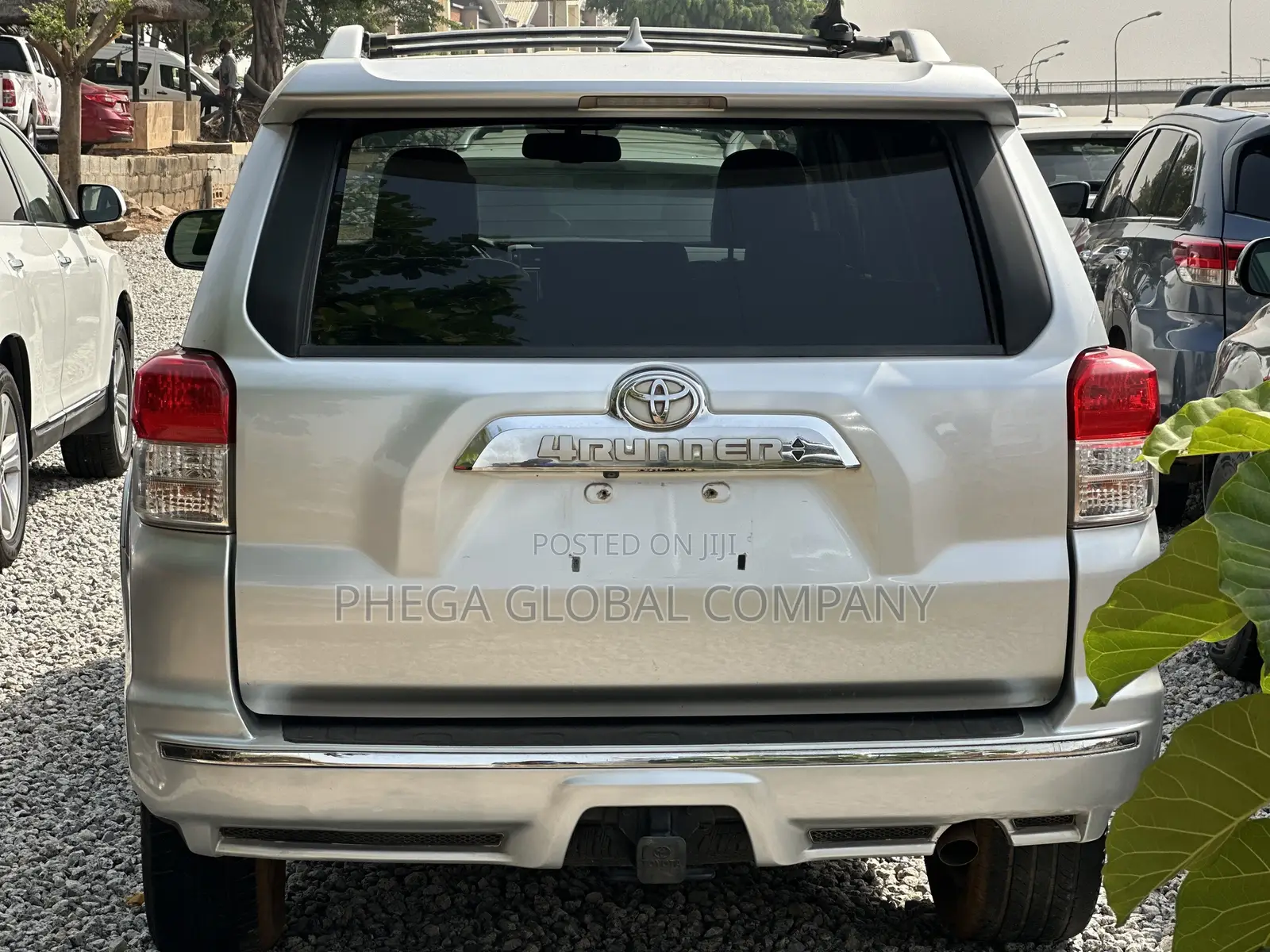 Toyota 4-Runner Limited 4WD 2010 Silver