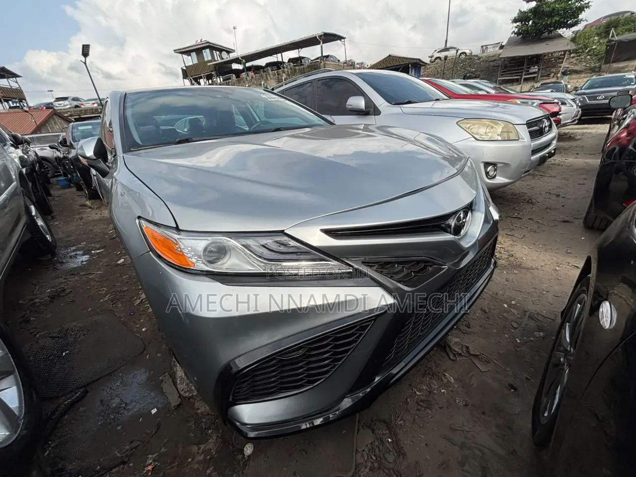 Toyota Camry XLE (2.5L 4cyl 8A) 2019 Silver