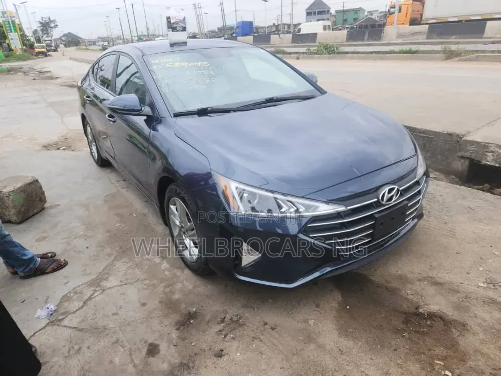 Hyundai Elantra 2020 Blue