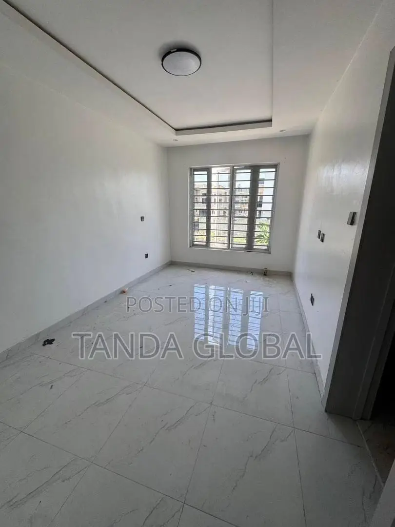 4bdrm Duplex in Opebi for sale