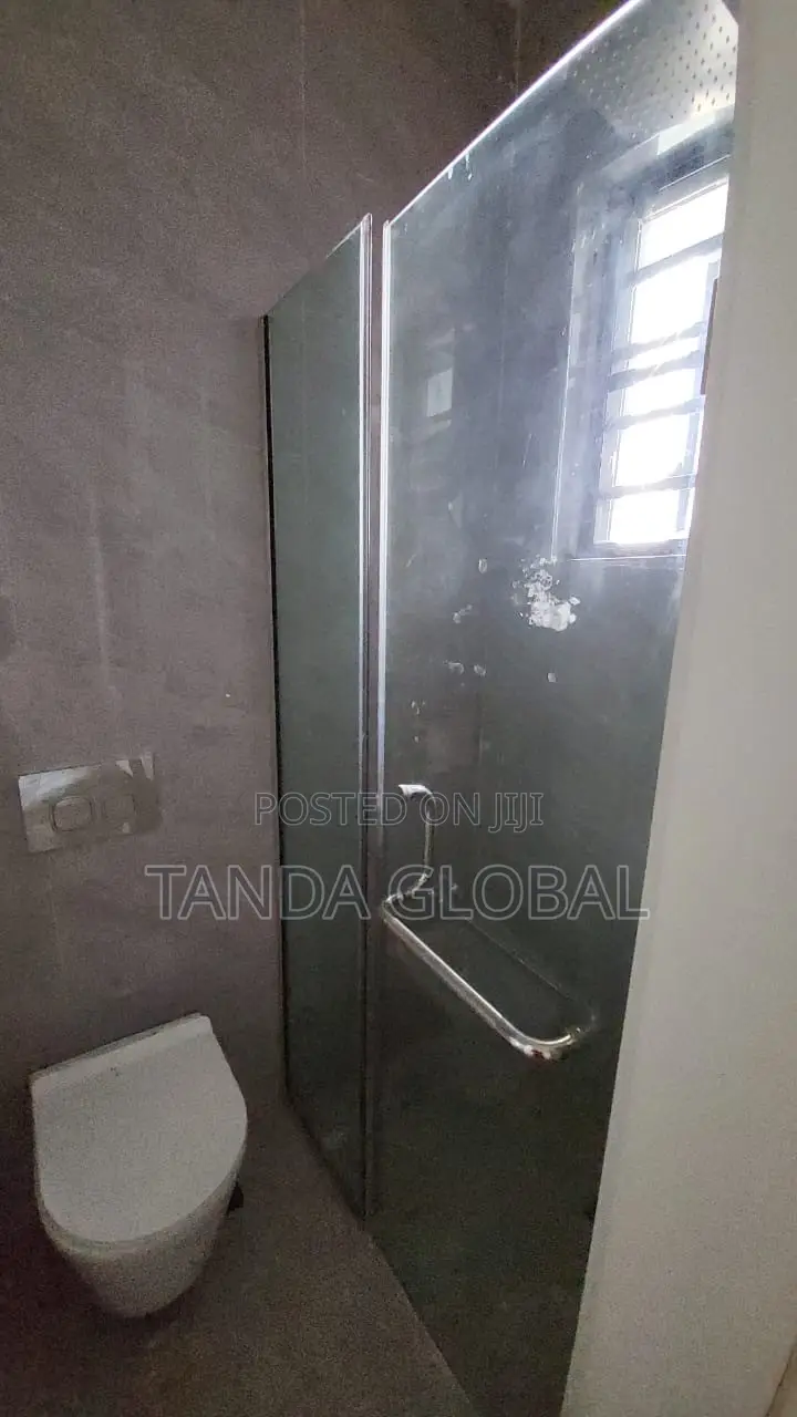 4bdrm Townhouse / Terrace in Opebi for rent