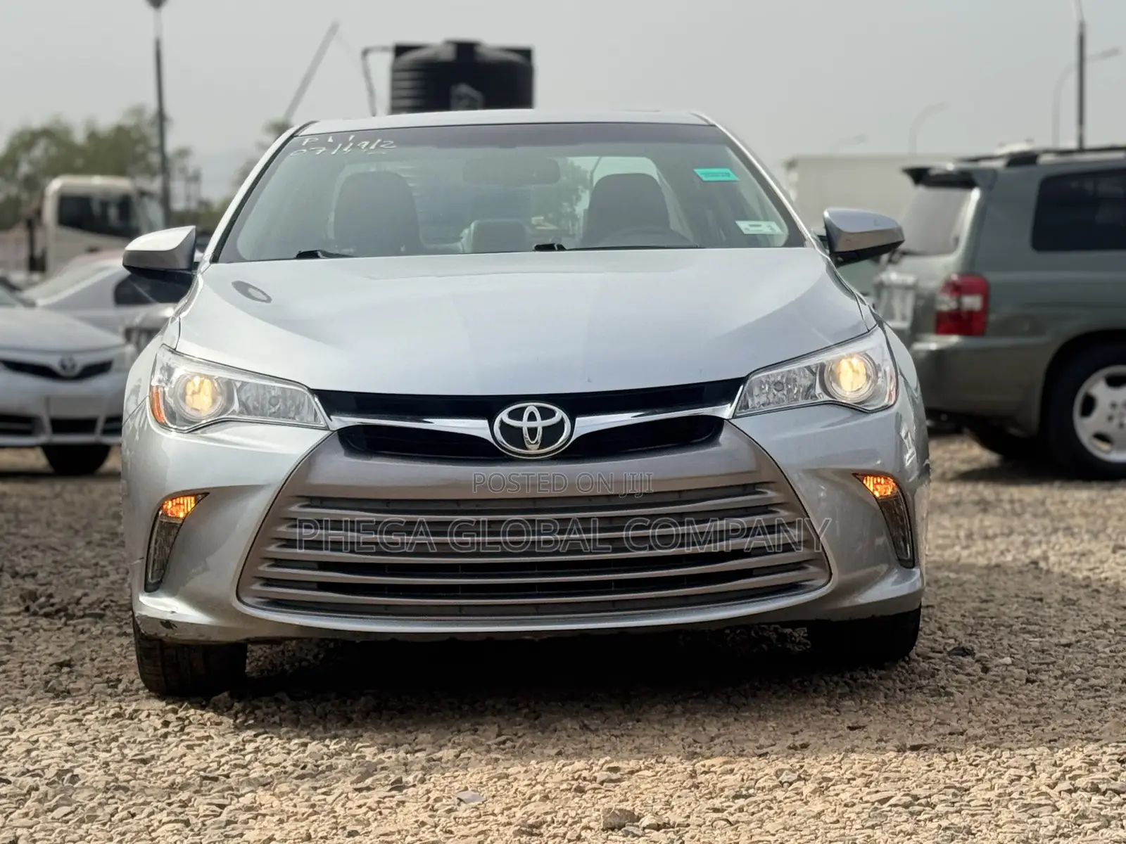Toyota Camry XLE 4dr Sedan (3.5L 6cyl 6A) 2015 Silver
