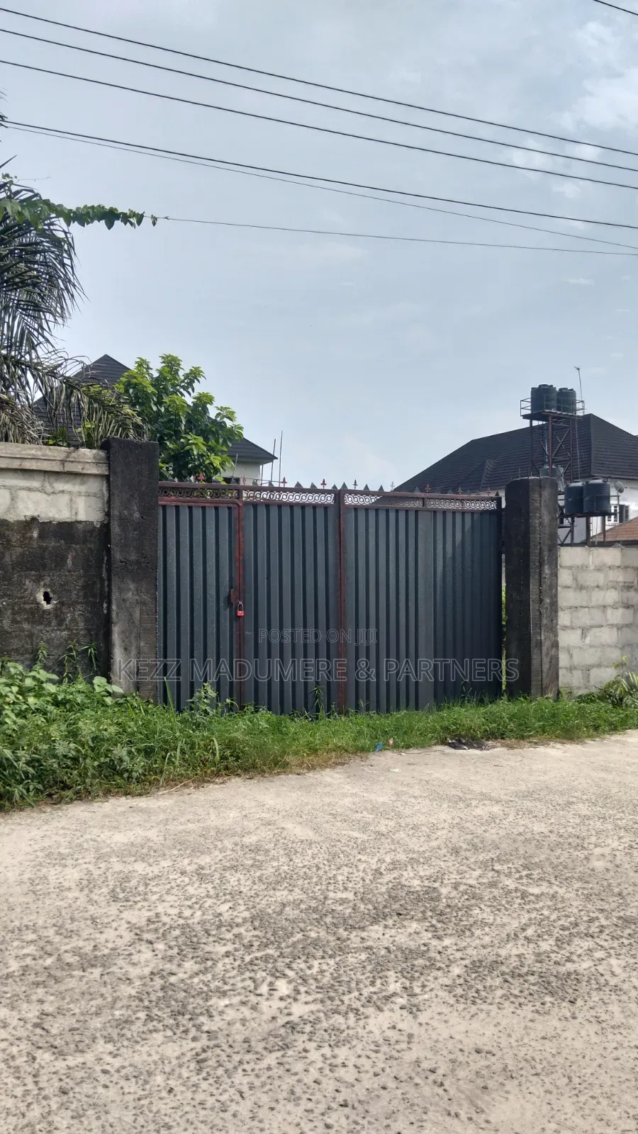 For Sale : Fenced With Gate 1 Plot Inside, Freedom Estate Sars Rd Ph