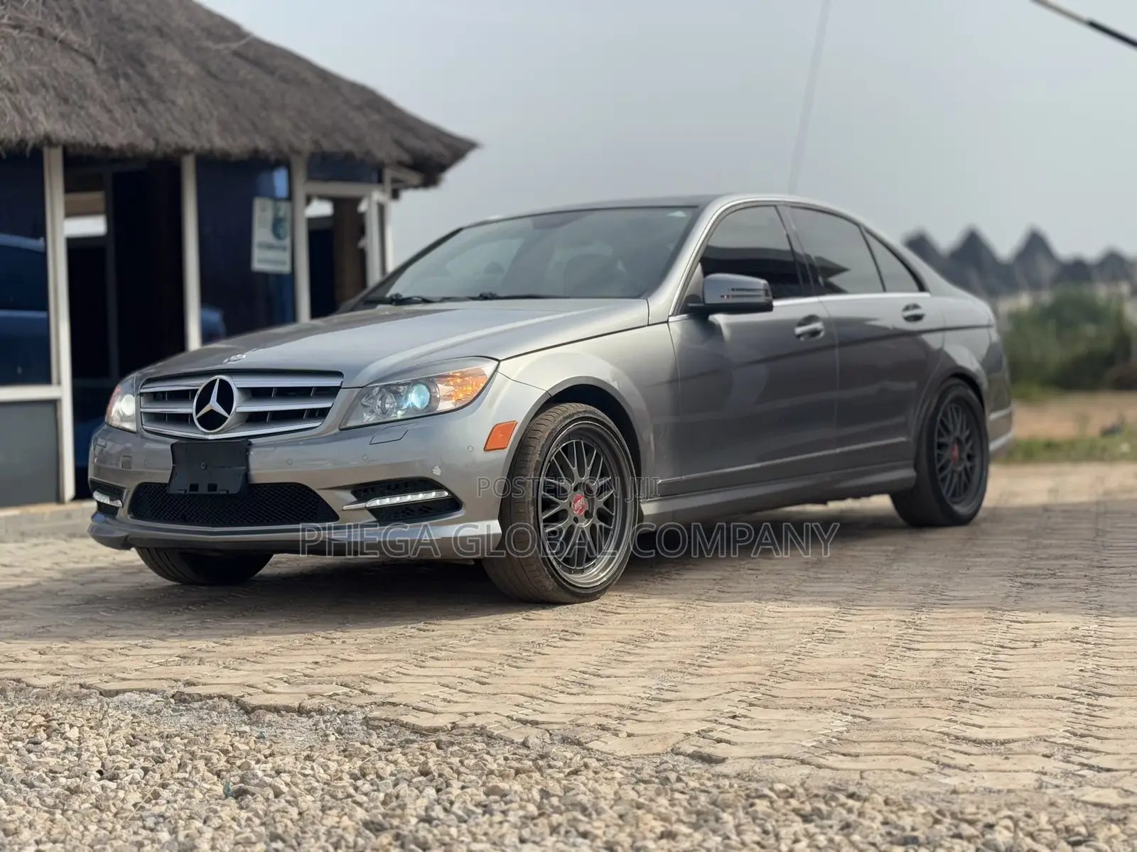 Mercedes-Benz C350 C350 BlueEFFICIENCY 4MATIC AWD 2010 Gray