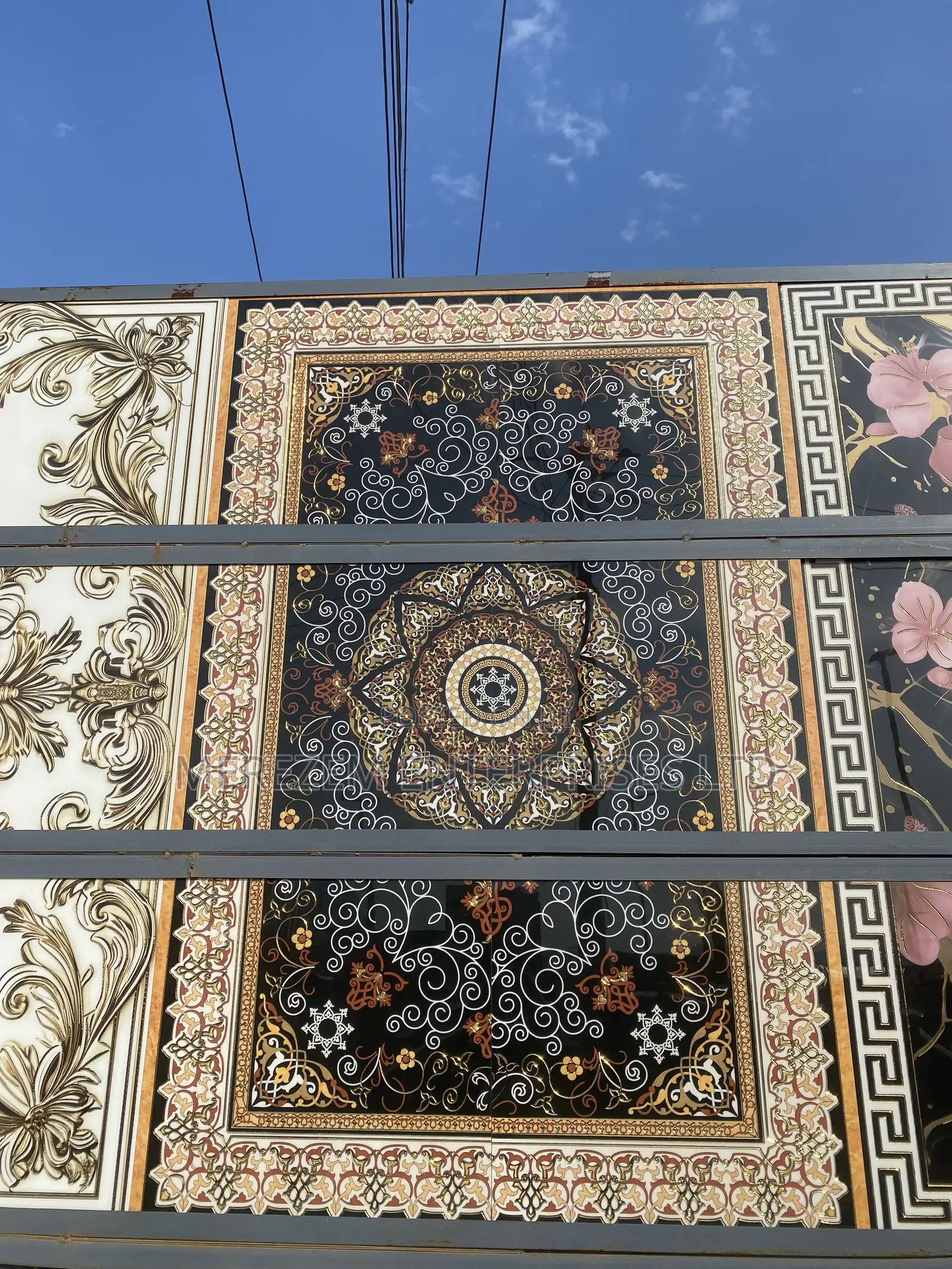 Center Deco Tiles Perfect for Designing of Floor Tiles