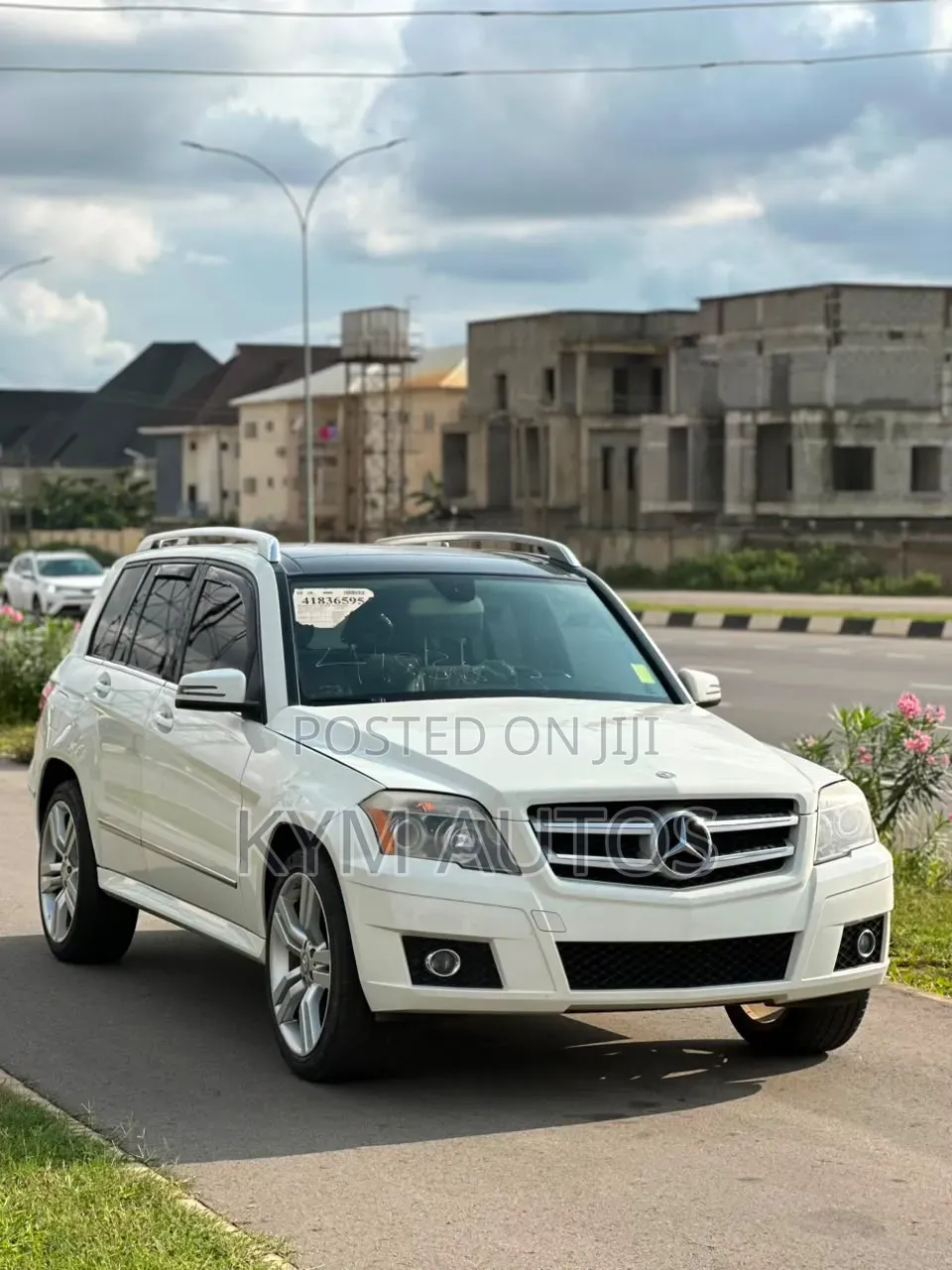 Mercedes-Benz GLK-Class 350 2011 White