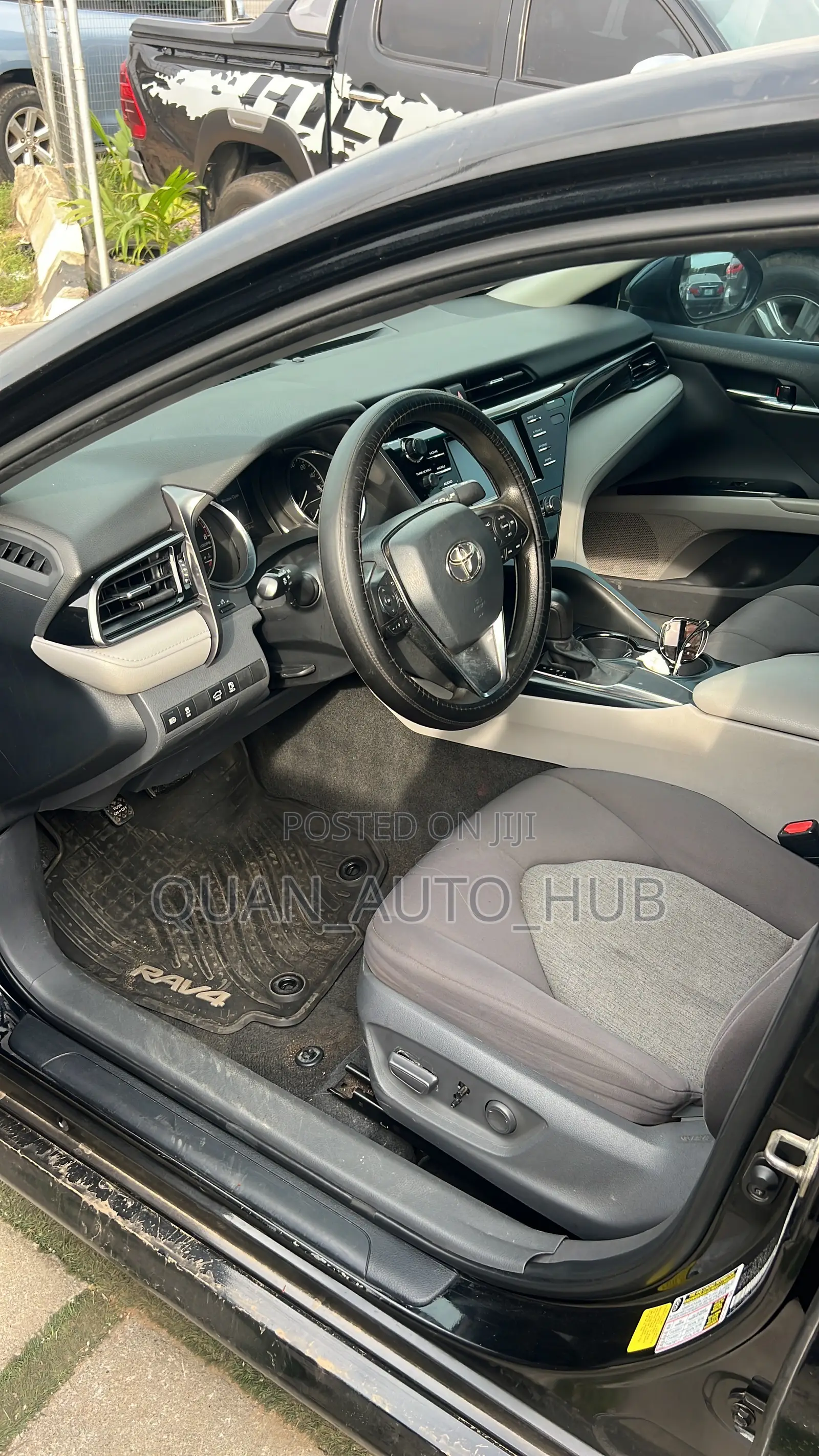 Toyota Camry LE FWD 2020 Black