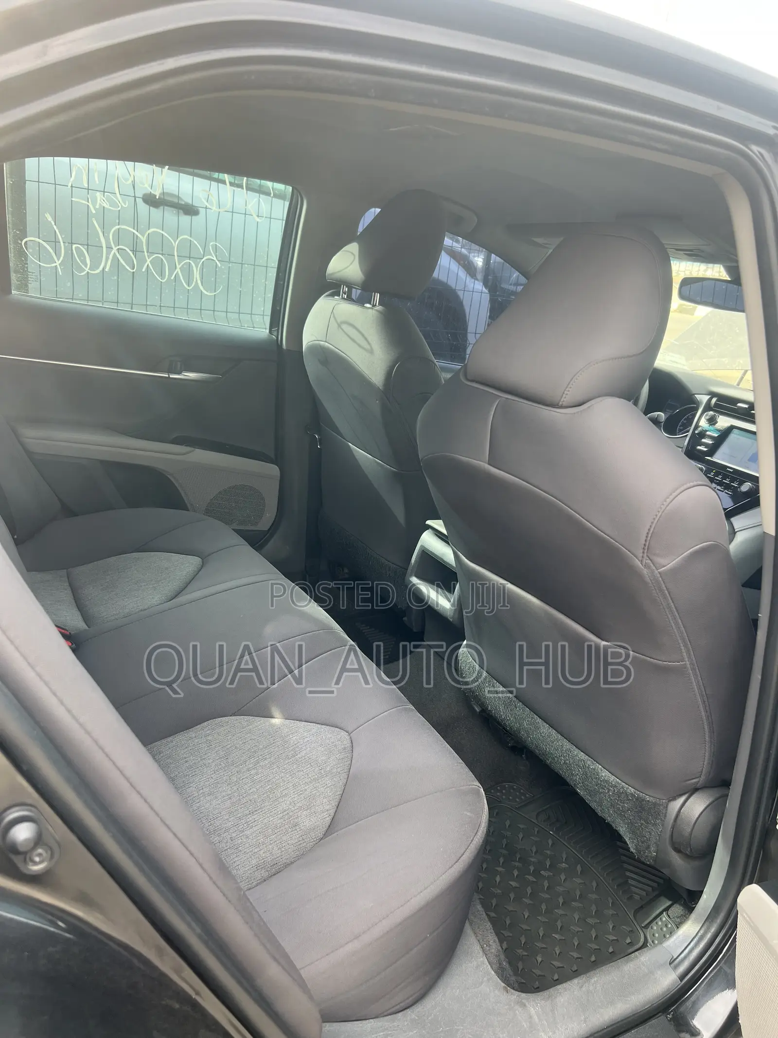 Toyota Camry LE FWD 2020 Black