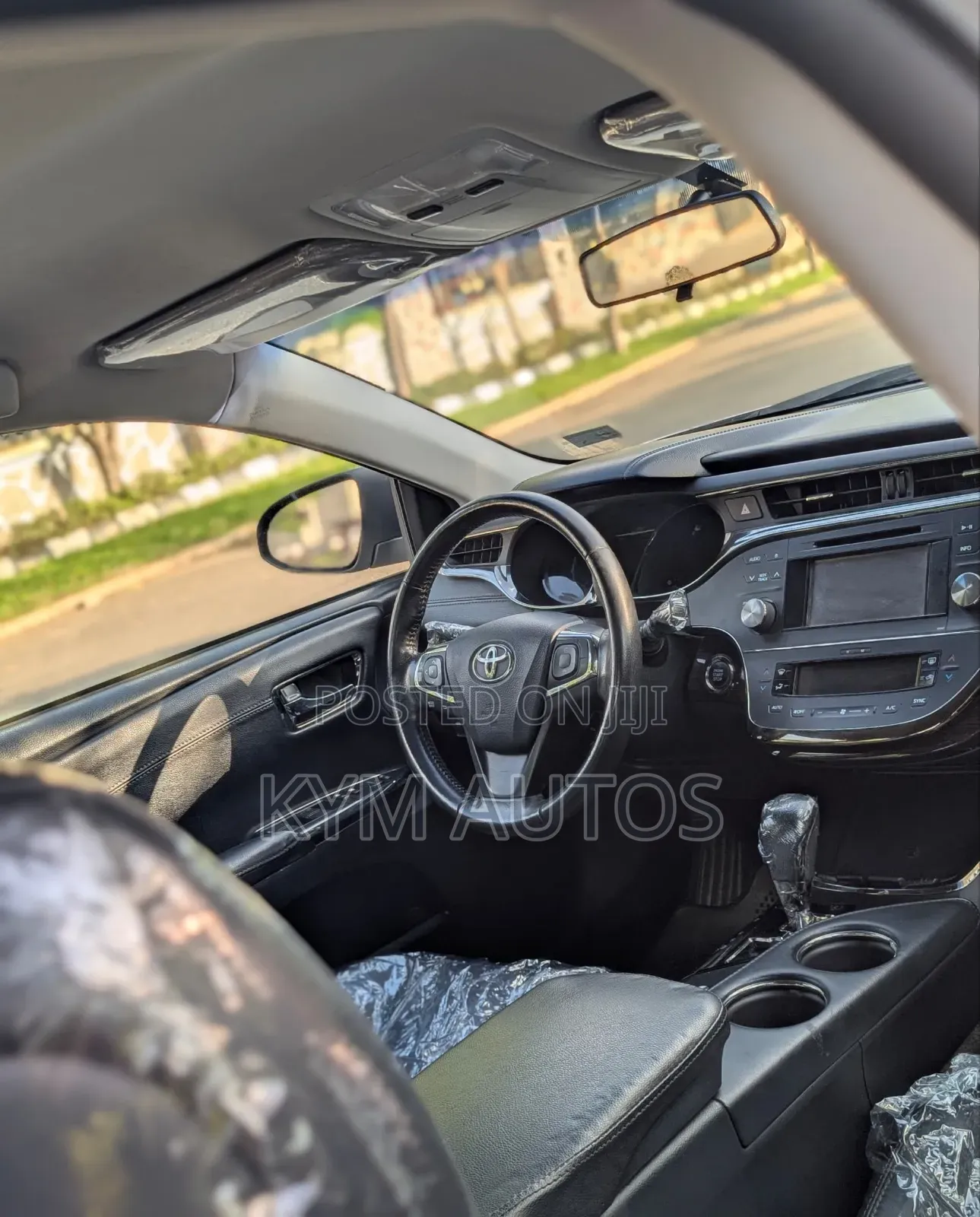 Toyota Avalon XLE Sedar FWD (3.5L 6cyl 6A) 2013 Silver