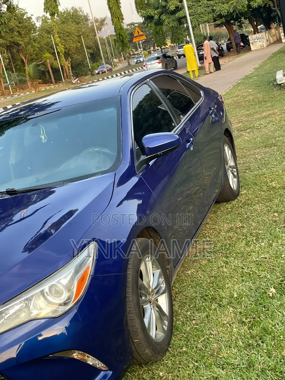 Toyota Camry SE w/Special Edition Pkg (2.5L 4cyl 6A) 2016 Blue