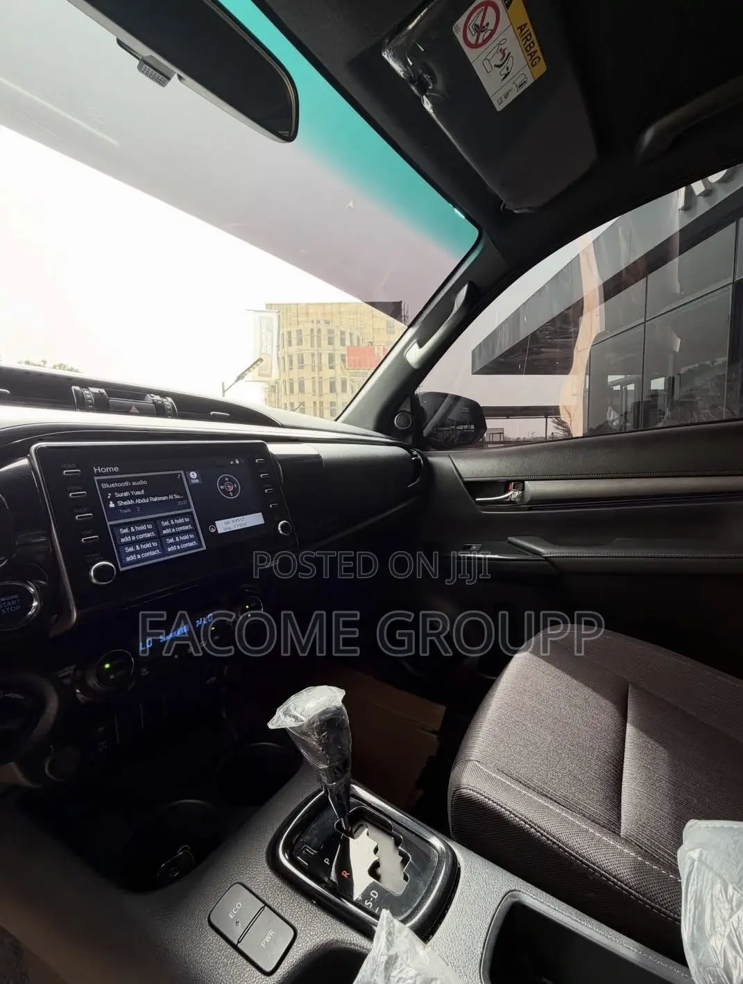 Toyota Hilux 2024 Black