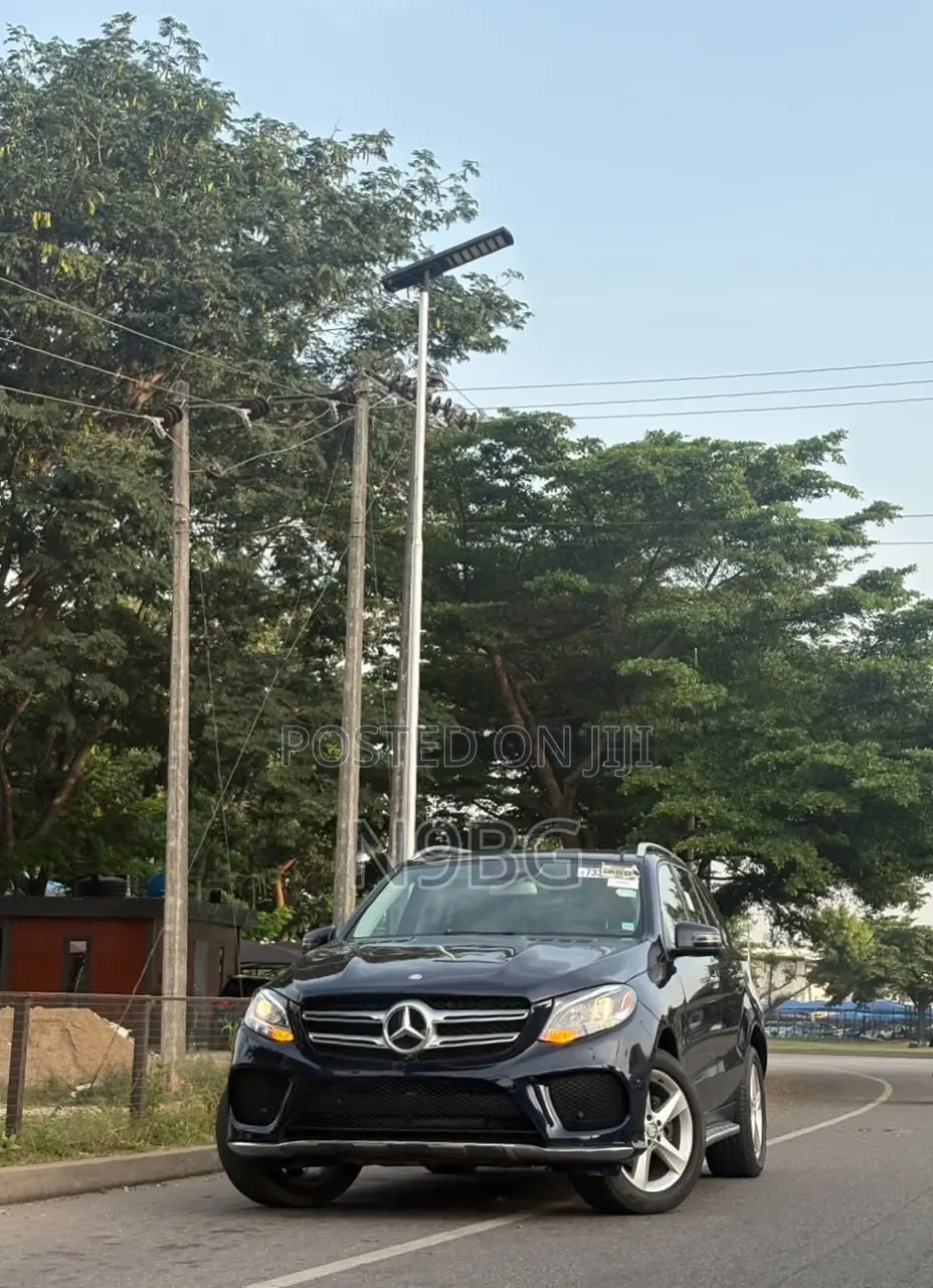 Mercedes-Benz GLE-Class GLE 350d 4MATIC 2016 Blue