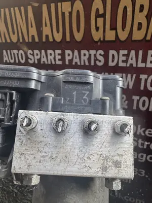 Lexus ES350 ABS Pump 2016–2017 Model