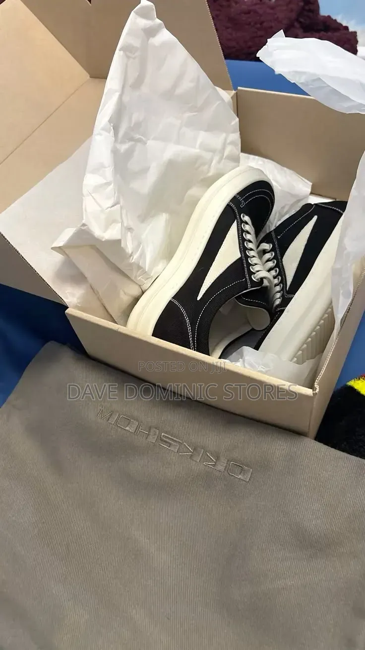 Rick Owens Low Sneaks (Vintage Sneaks )