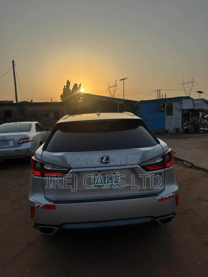 Lexus RX 2025 Brown
