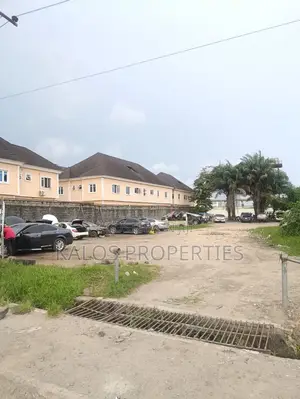 1,826 SQM (3 Plots)of Dryland Abijo GRA
