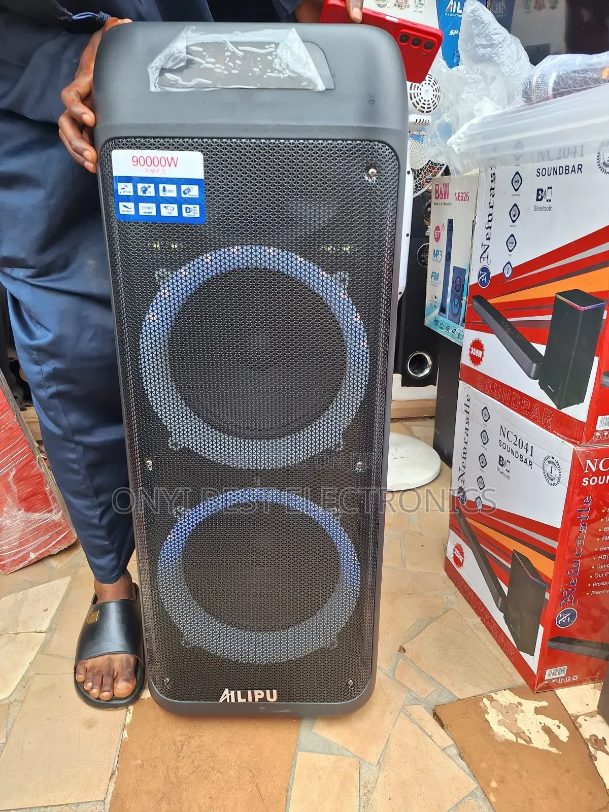 AILIPU Heavy Bass Rechargeable Bluetooth Speaker